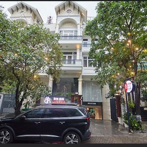Bin Bin Hotel 2 - Near Him Lam D7